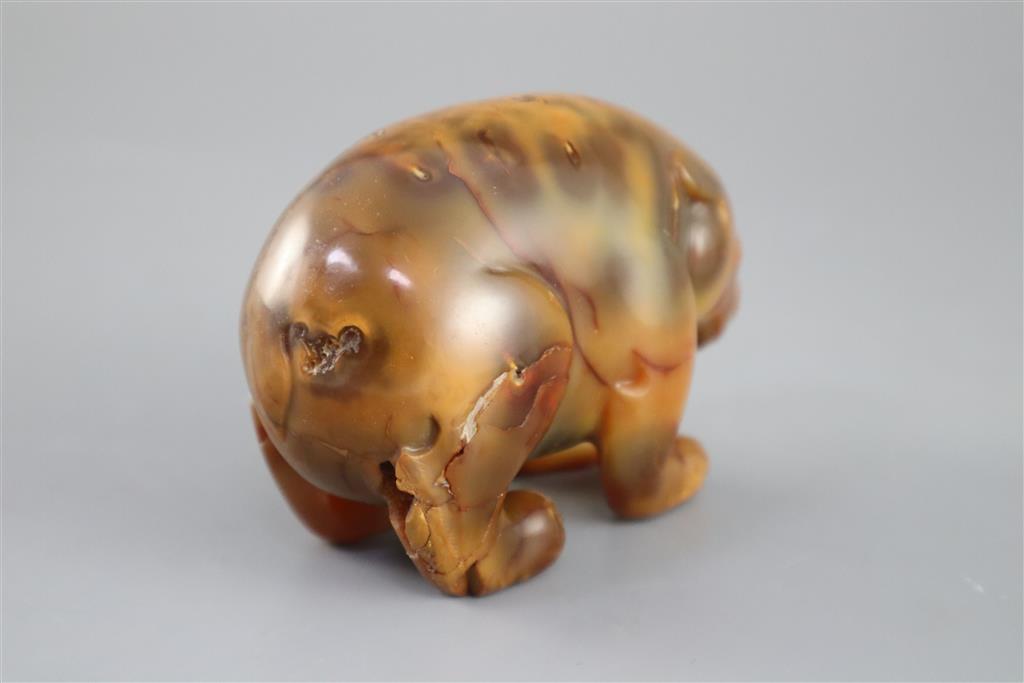 A Chinese chalcedony figure of a standing bear, 10cm